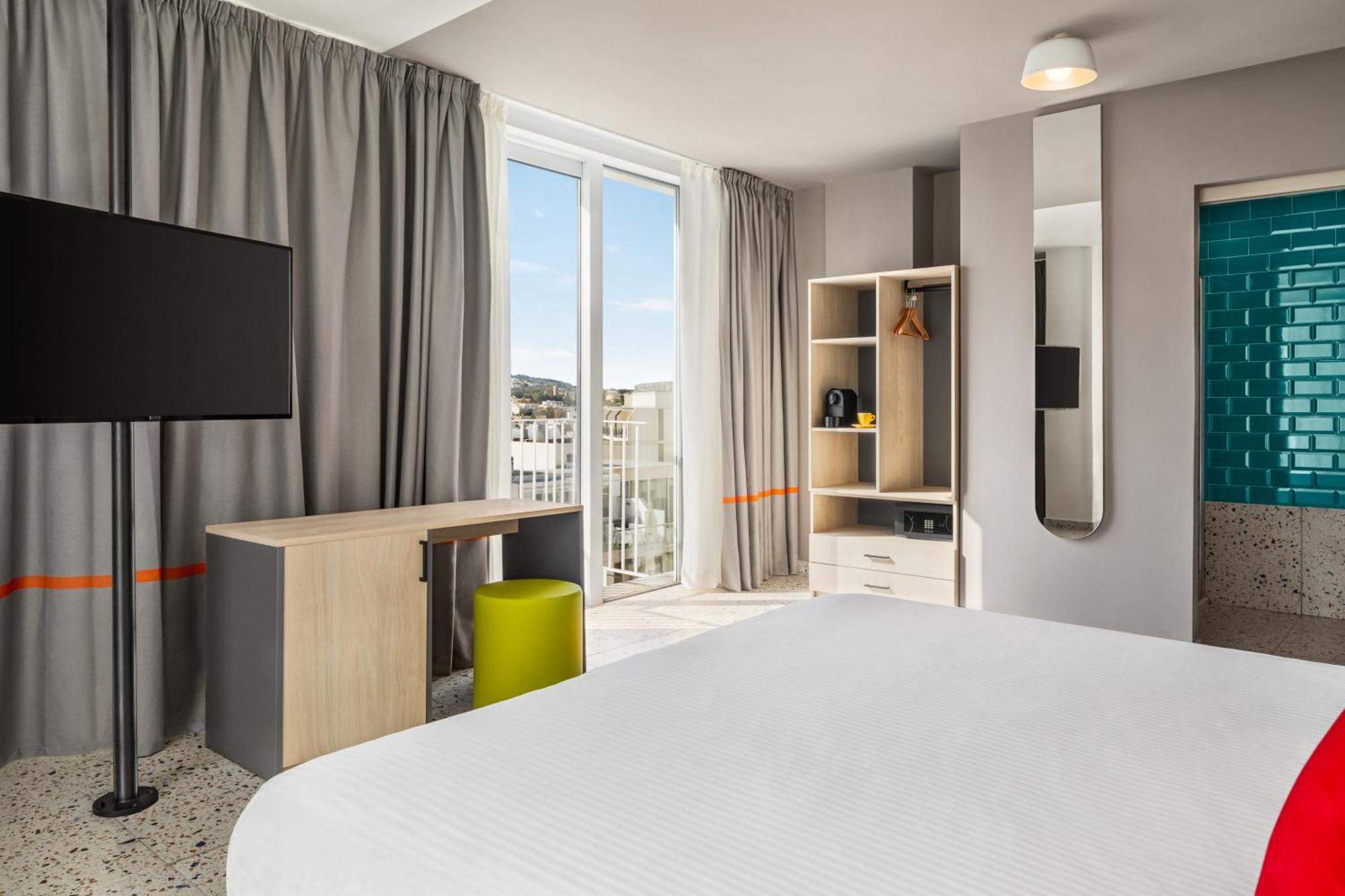 Quadro Hotel, Trademark Collection By Wyndham San Ġiljan Extérieur photo