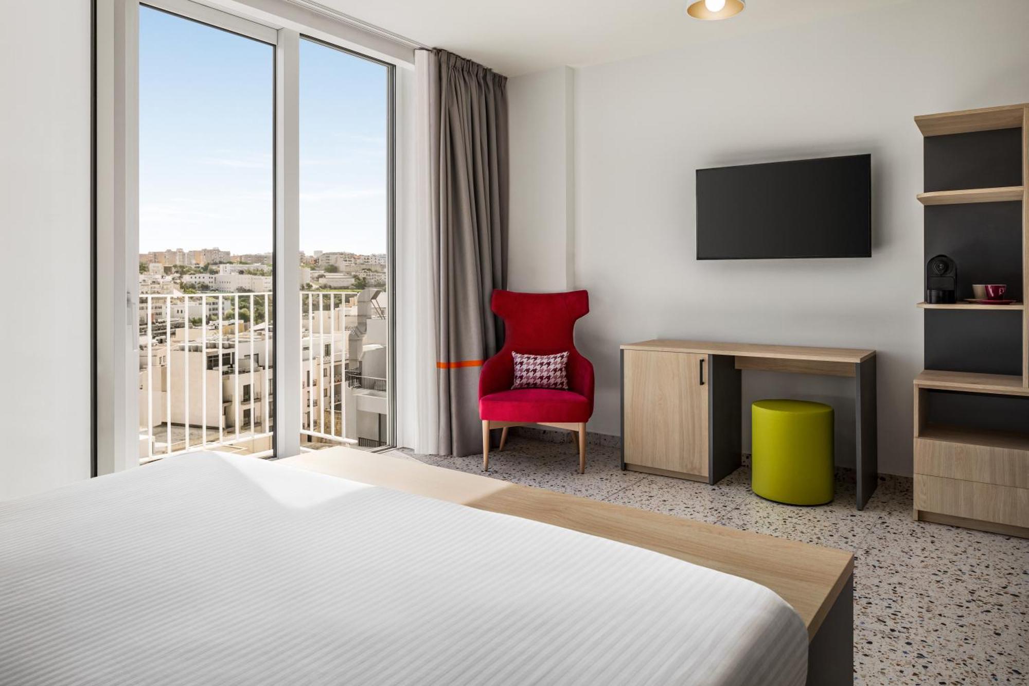 Quadro Hotel, Trademark Collection By Wyndham San Ġiljan Extérieur photo
