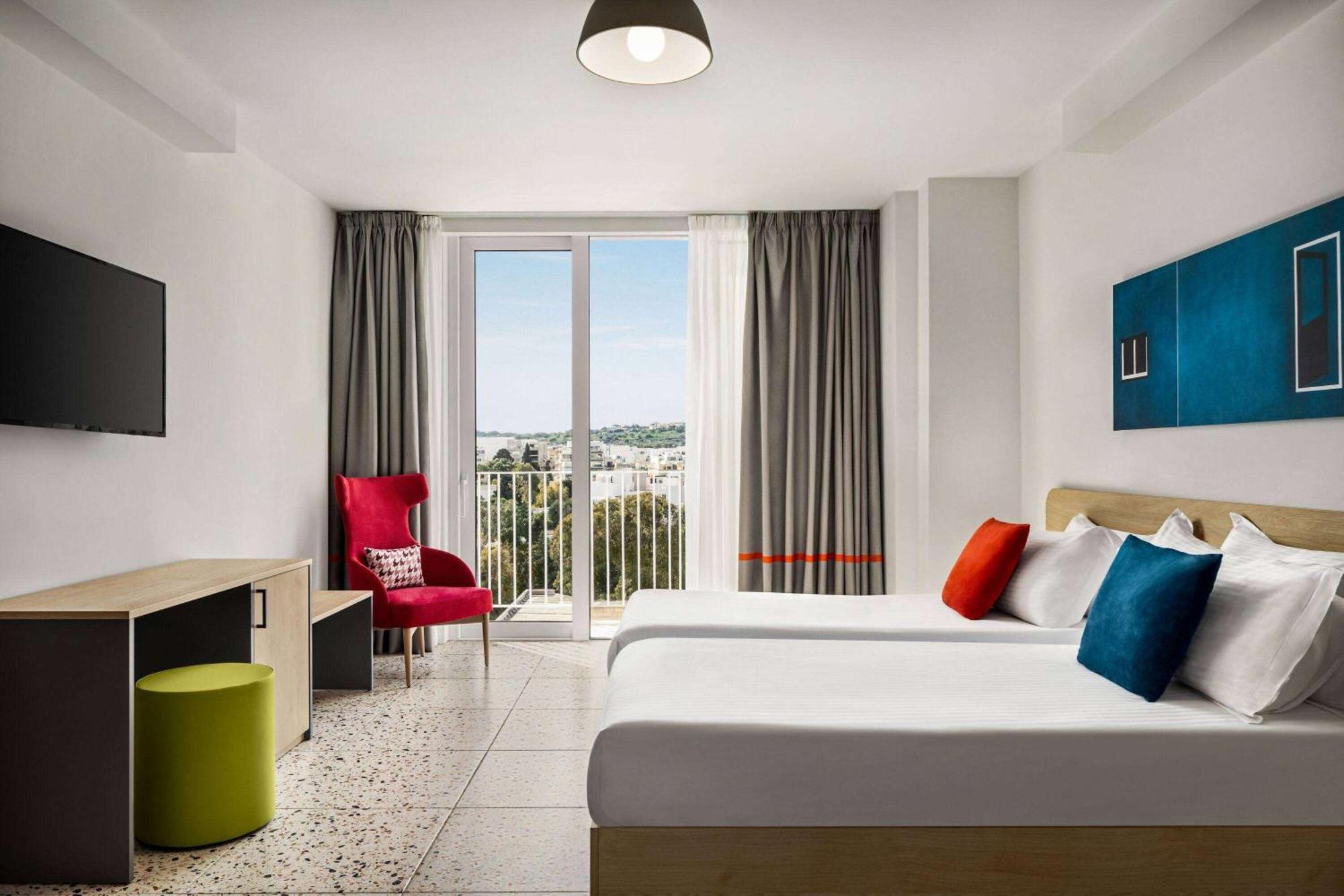 Quadro Hotel, Trademark Collection By Wyndham San Ġiljan Extérieur photo