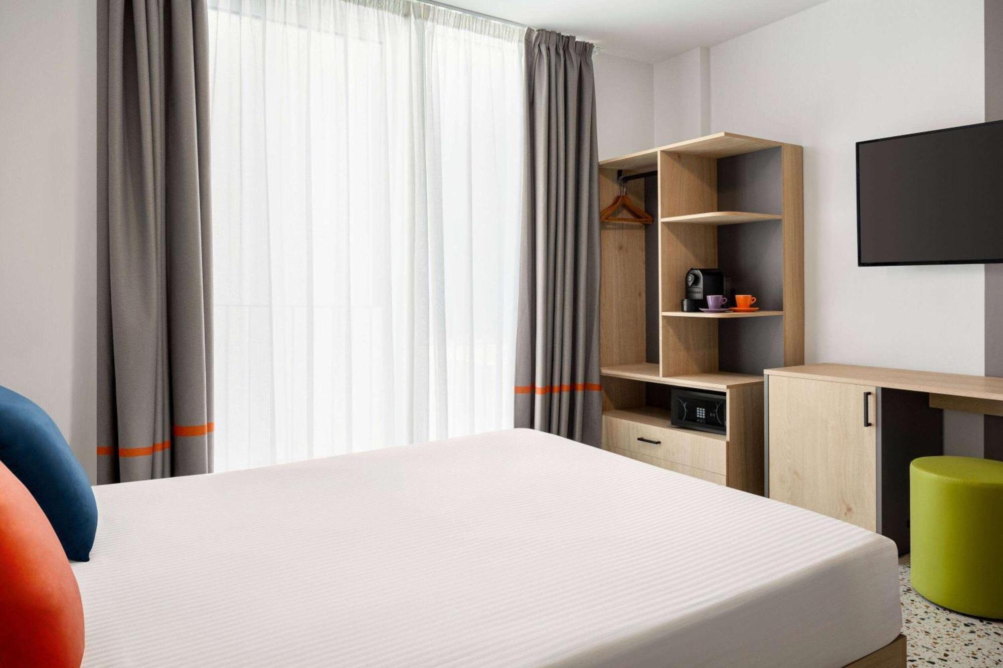 Quadro Hotel, Trademark Collection By Wyndham San Ġiljan Extérieur photo