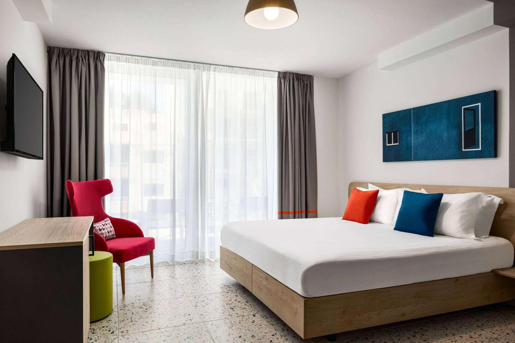 Quadro Hotel, Trademark Collection By Wyndham San Ġiljan Extérieur photo